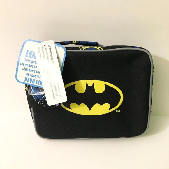 Batman Lunch Bag and  The Return of the Joker Mystery of the Batwoman DVD - Picture 7 of 16